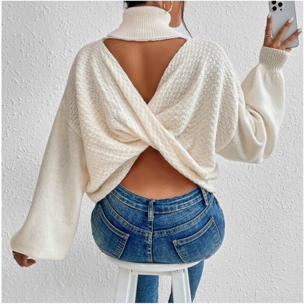 Cozy Turtleneck Reversible Balloon Sleeve Oversized Sweater - Picture 1 of 5